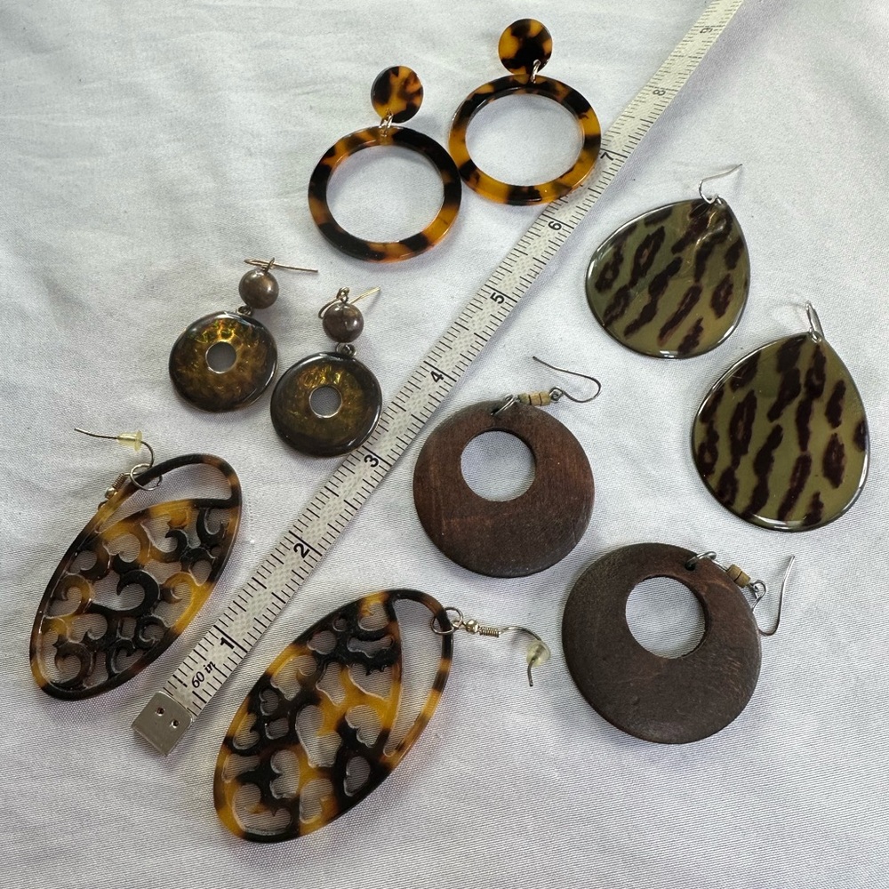 Five pair of neutral brown tone earrings